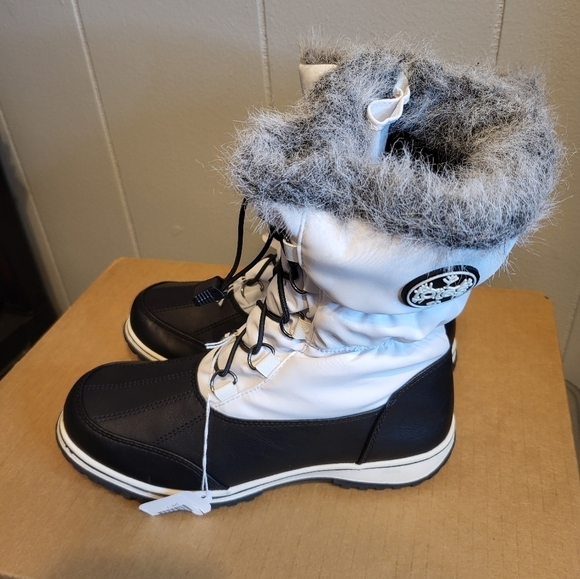 NEW Women's Totes April Water & Snow Resistant Boots size 6 - Picture 3 of 16
